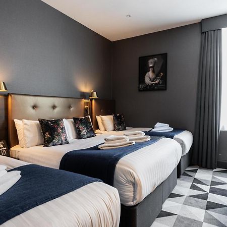 The House On Warwick Hotel London Exterior photo