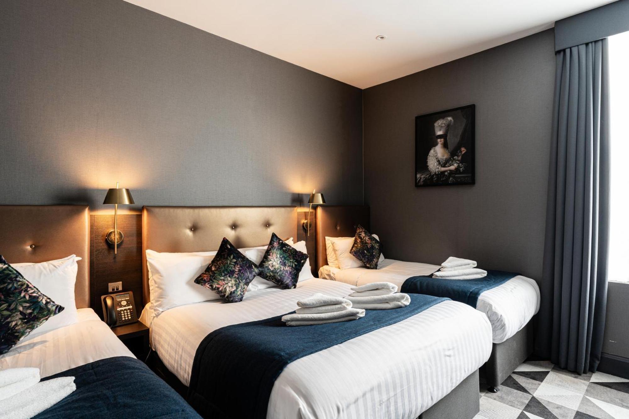The House On Warwick Hotel London Exterior photo